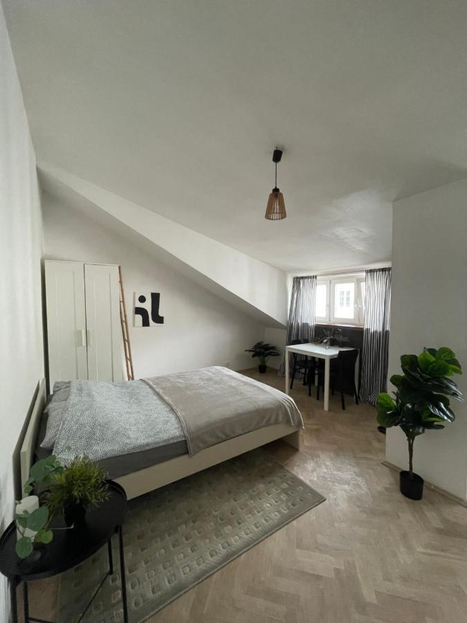 26 Apartament *