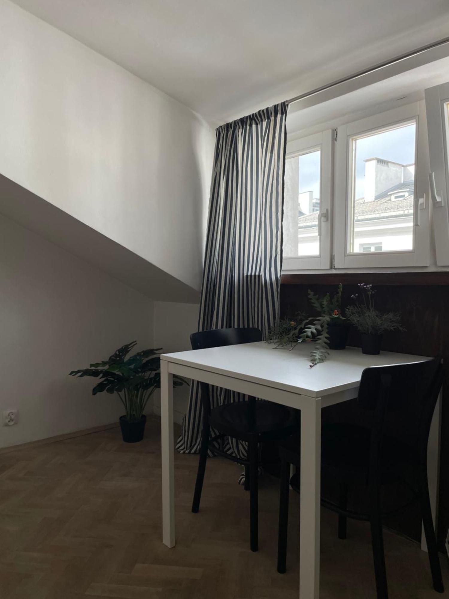 Apartament 26 *